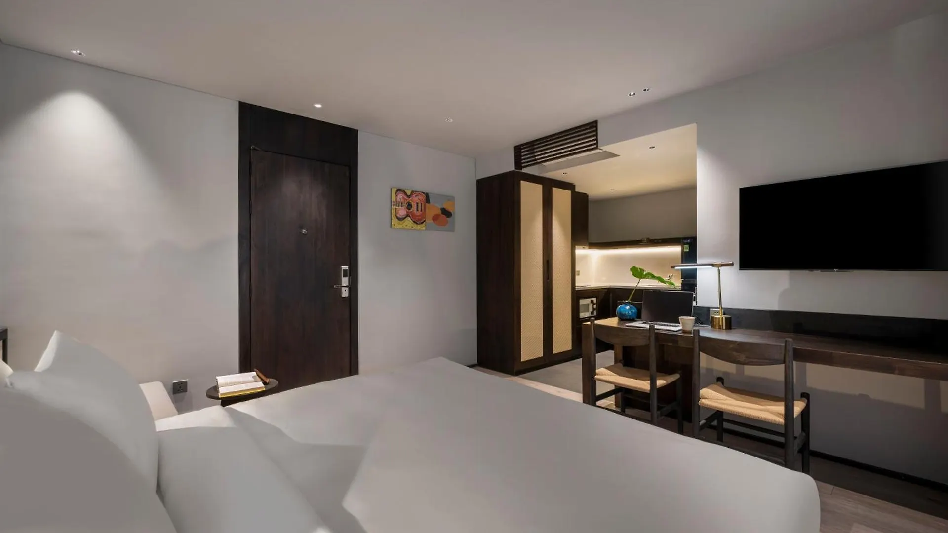 The Hem Hotel And Apartment 다낭