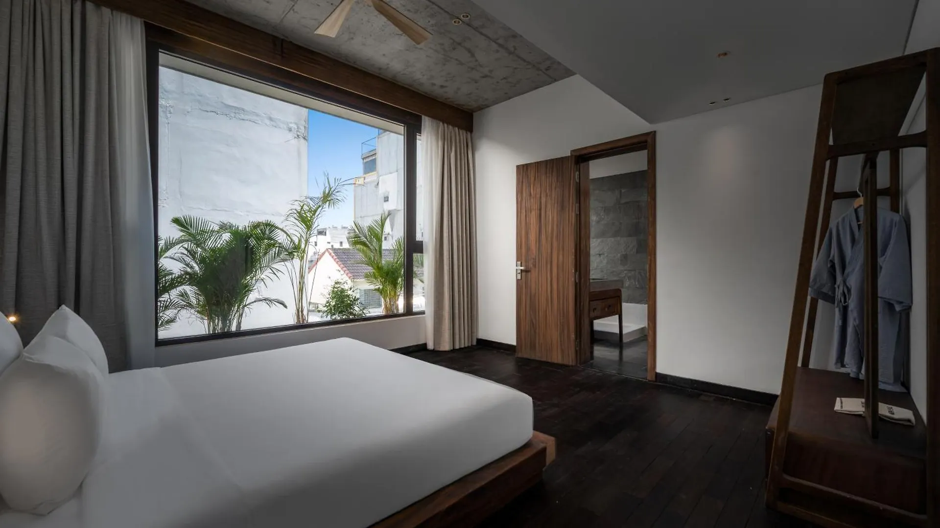 The Hem Hotel And Apartment 다낭