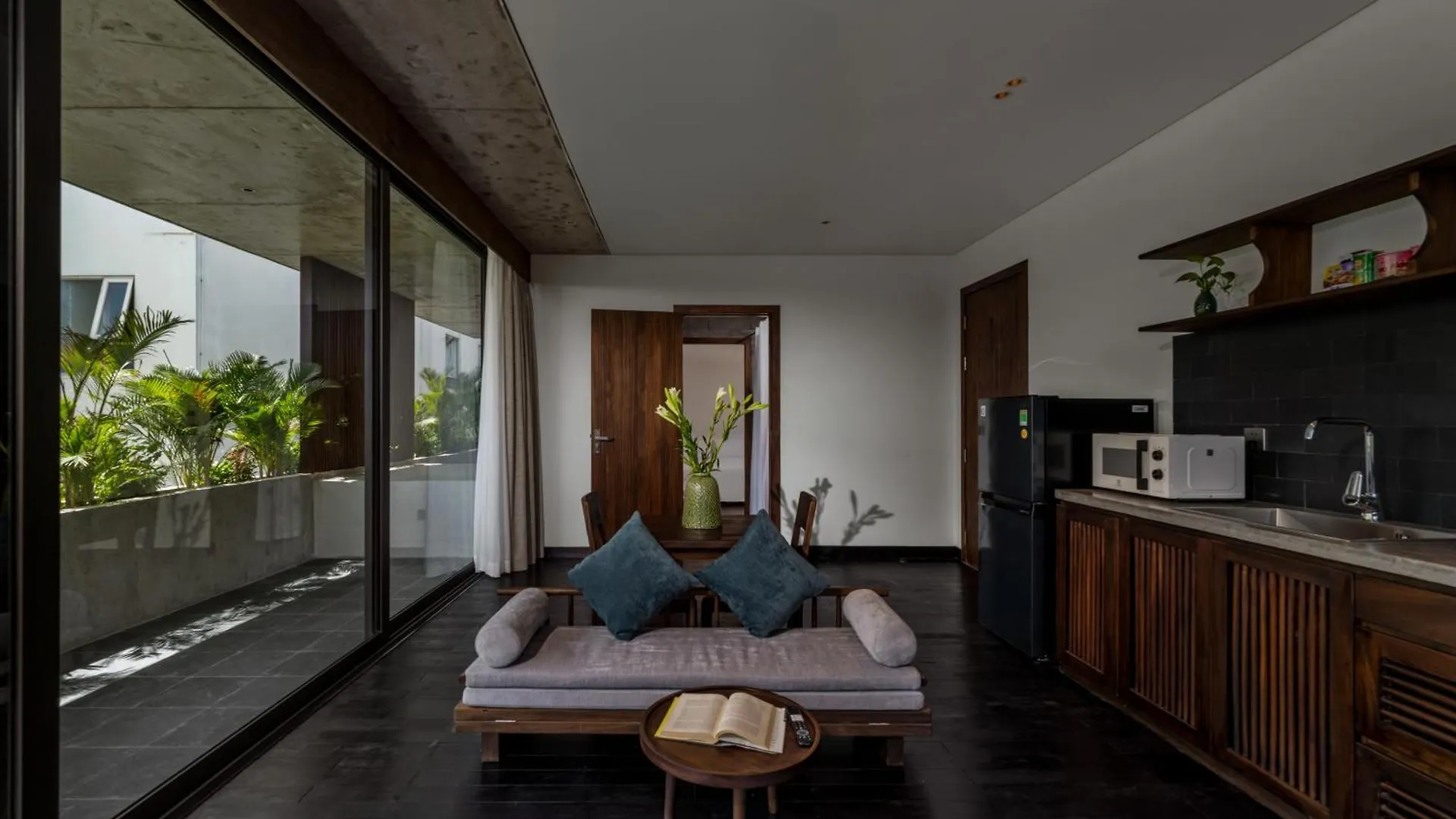 The Hem Hotel And Apartment 다낭 베트남