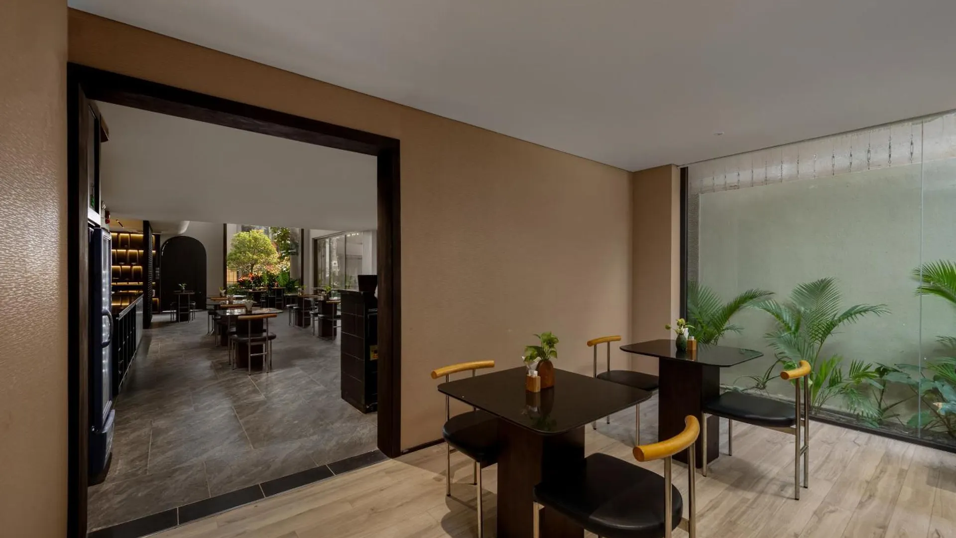 The Hem Hotel And Apartment 다낭 베트남